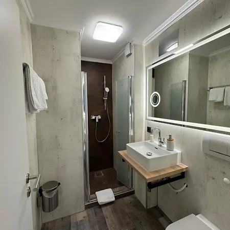 Hotel Franken 3*
