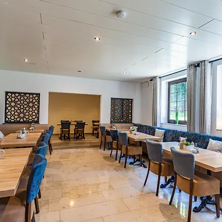 Hotel Franken 3*